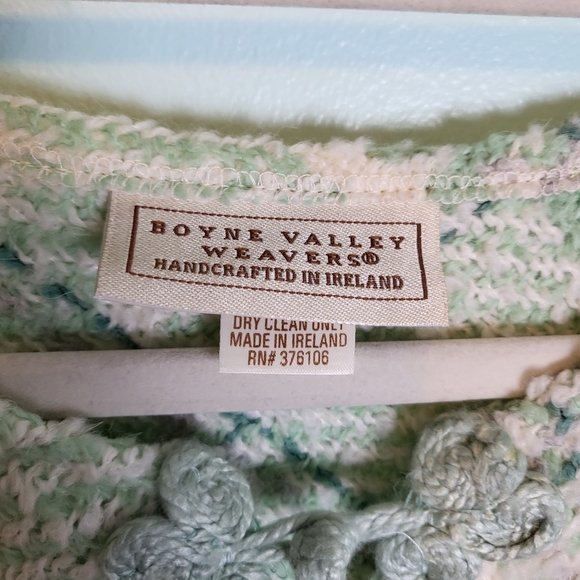 Boyne Valley Weavers Irish Wool Mint Green Plaid Fringe Poncho Shawl Sweater - Picture 5 of 7